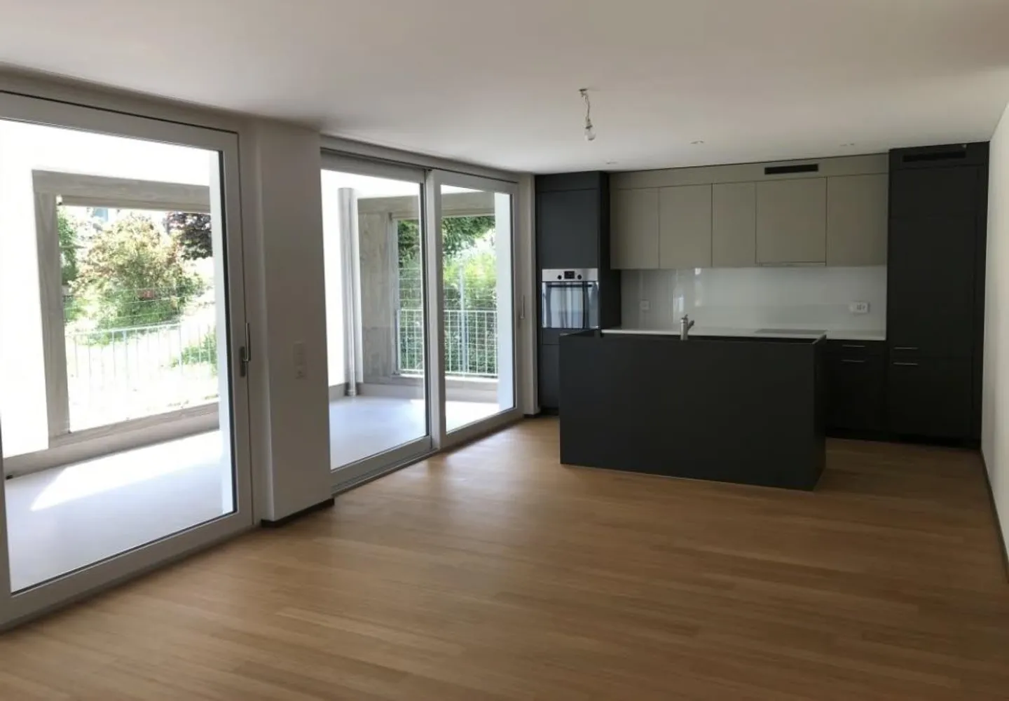 Beautiful 3.5 room apartment for rent - Photo 2 of 8