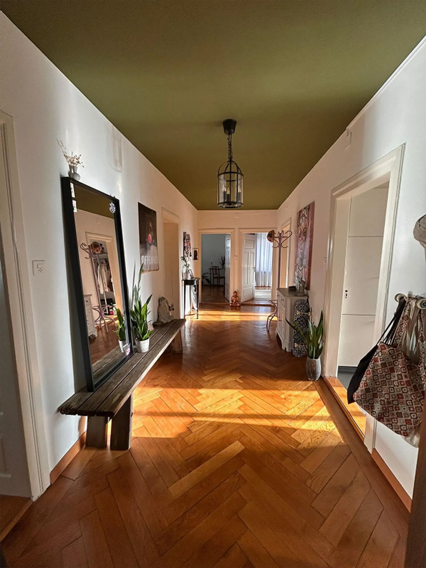 Charmante Altbauwohnung mit Balkonen - Foto 2 von 9