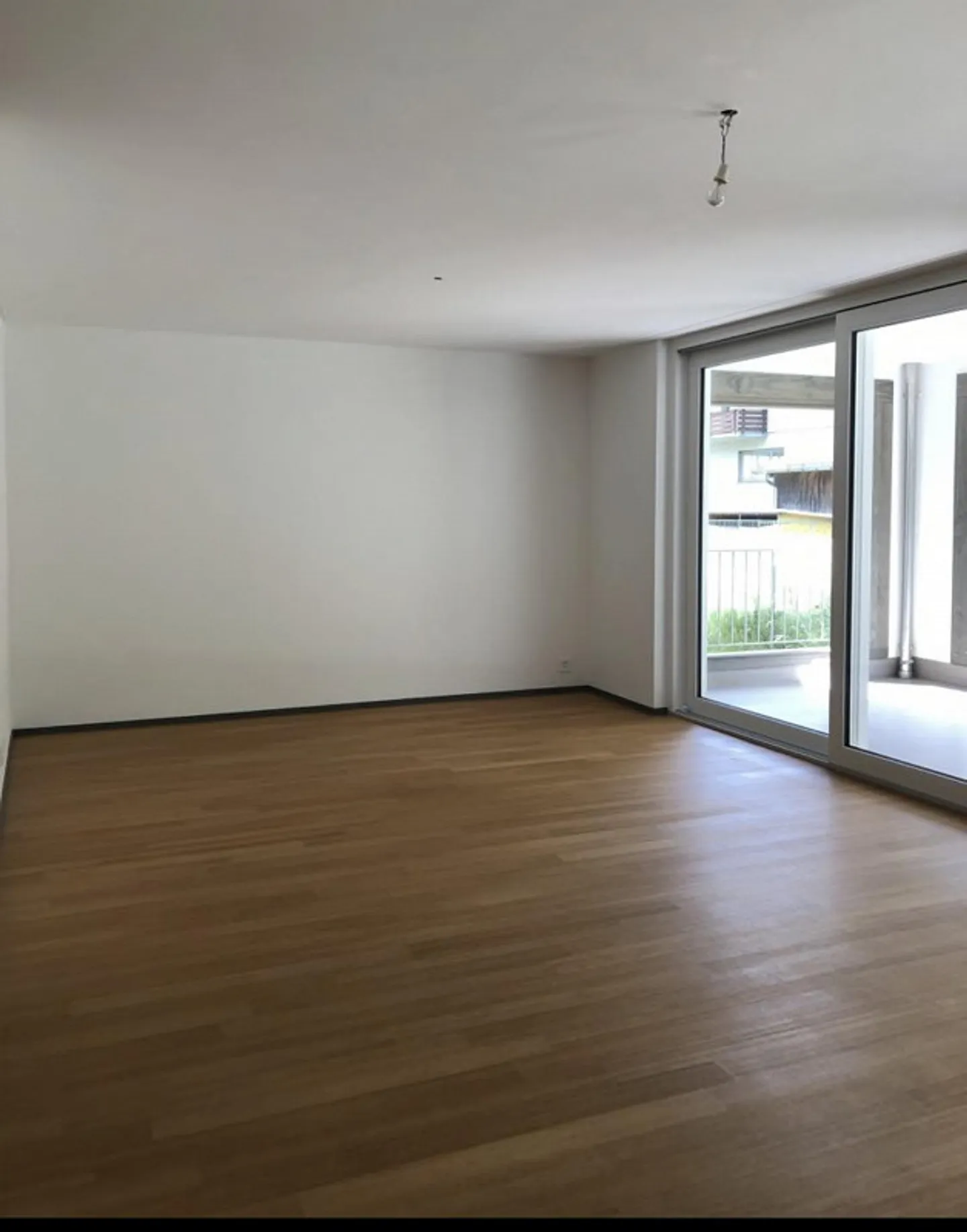 Beautiful 3.5 room apartment for rent - Photo 3 of 8