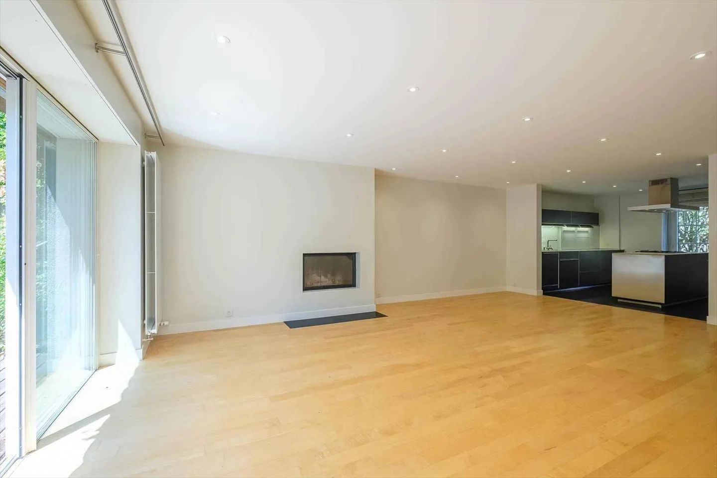 Wunderschönes Triplex mit 7 Zimmern und Garten - Foto 2 von 9