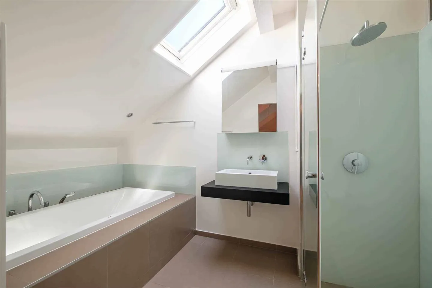 Wunderschönes Triplex mit 7 Zimmern und Garten - Foto 8 von 9