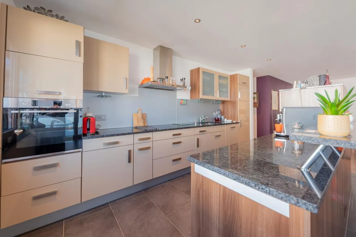 Modern Living in a Traffic-Calmed Neighborhood - Photo 3 of 7