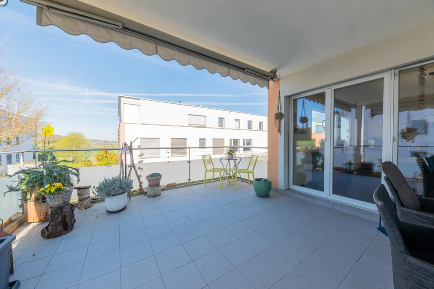 Modern Living in a Traffic-Calmed Neighborhood - Photo 4 of 7