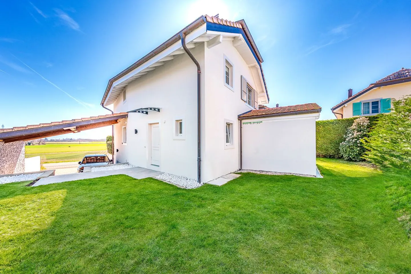 Charmante Villa in Luins - Foto 3 von 13