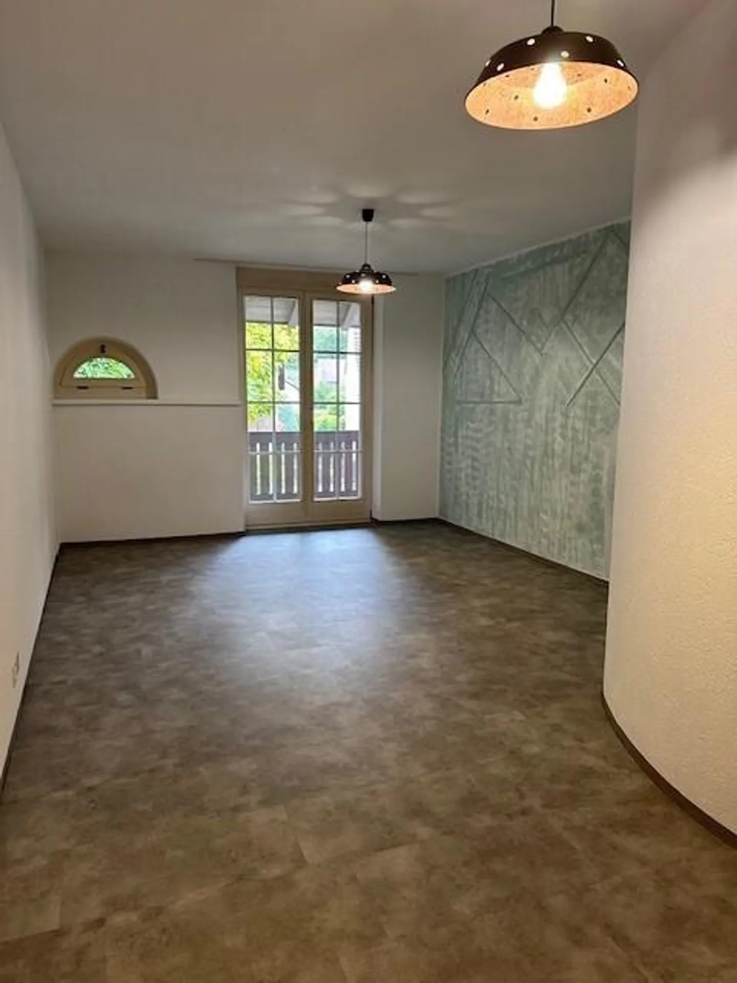 Appartement attrayant avec deux balcons - Photo 7 sur 9