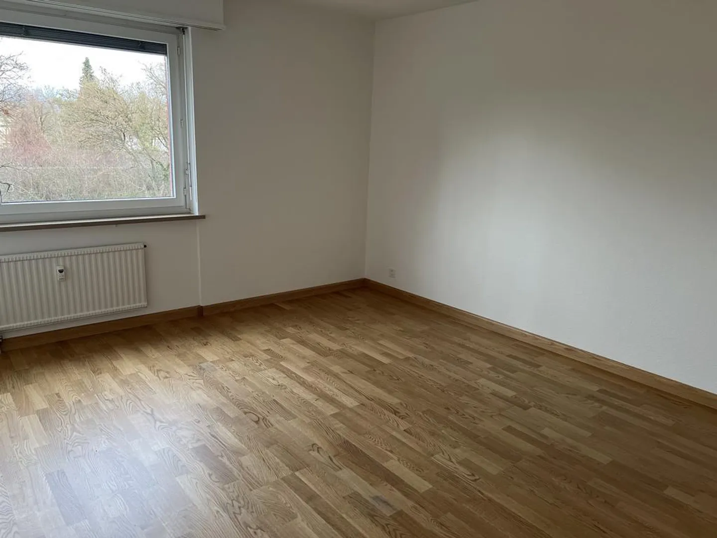 Bright 3.5-room apartment with balcony! - Photo 5 of 10