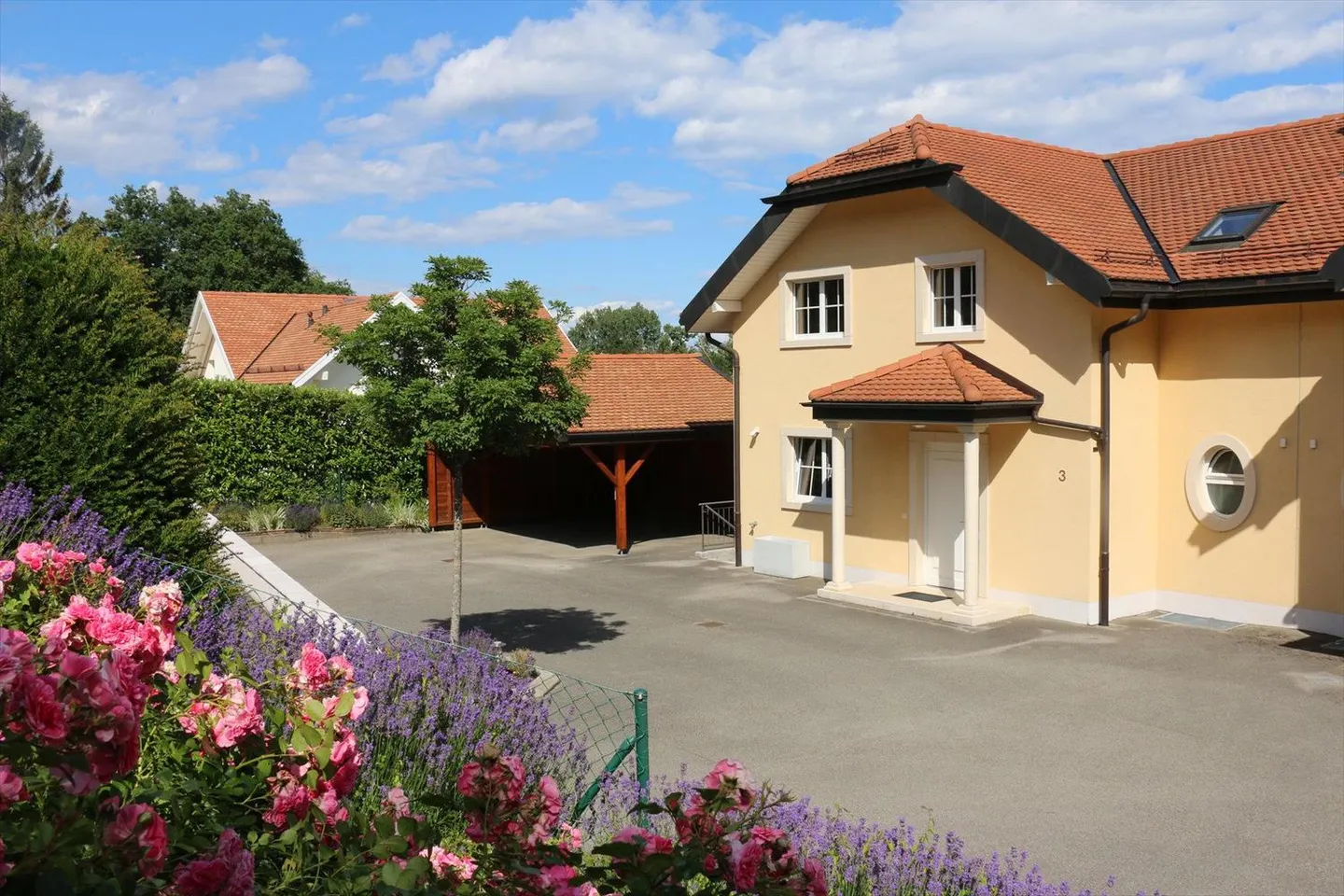 Haus mieten - Foto 1 von 12