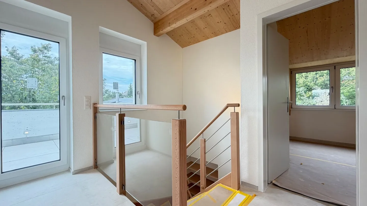 Newly renovated 3.5 and 4.5 room apartments - available separately or together in Oberwil - Photo 12 of 19