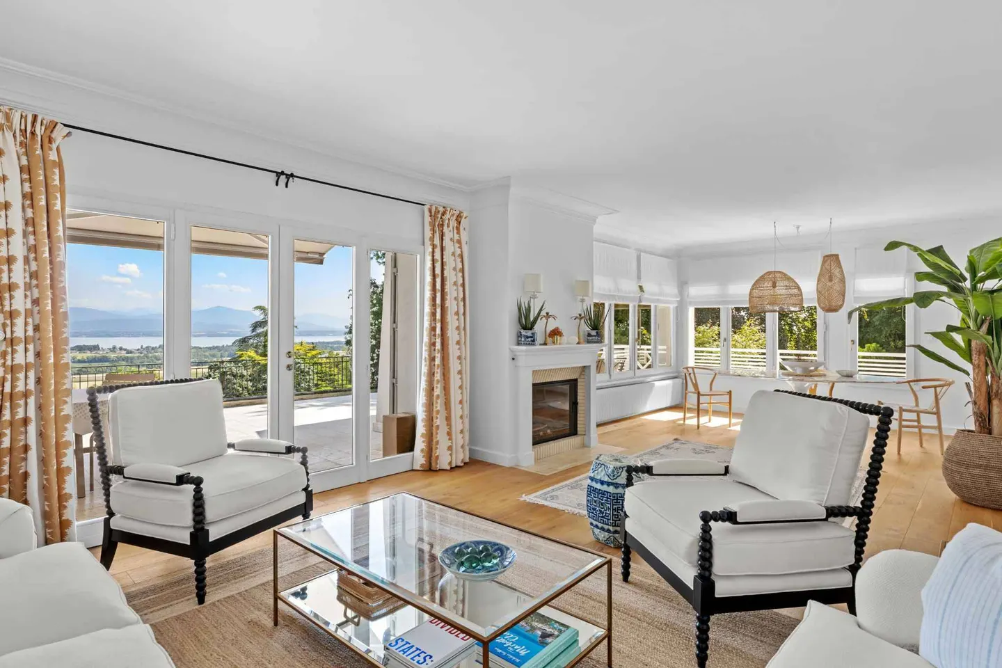 Elegante Villa mit Seeblick - Foto 6 von 13