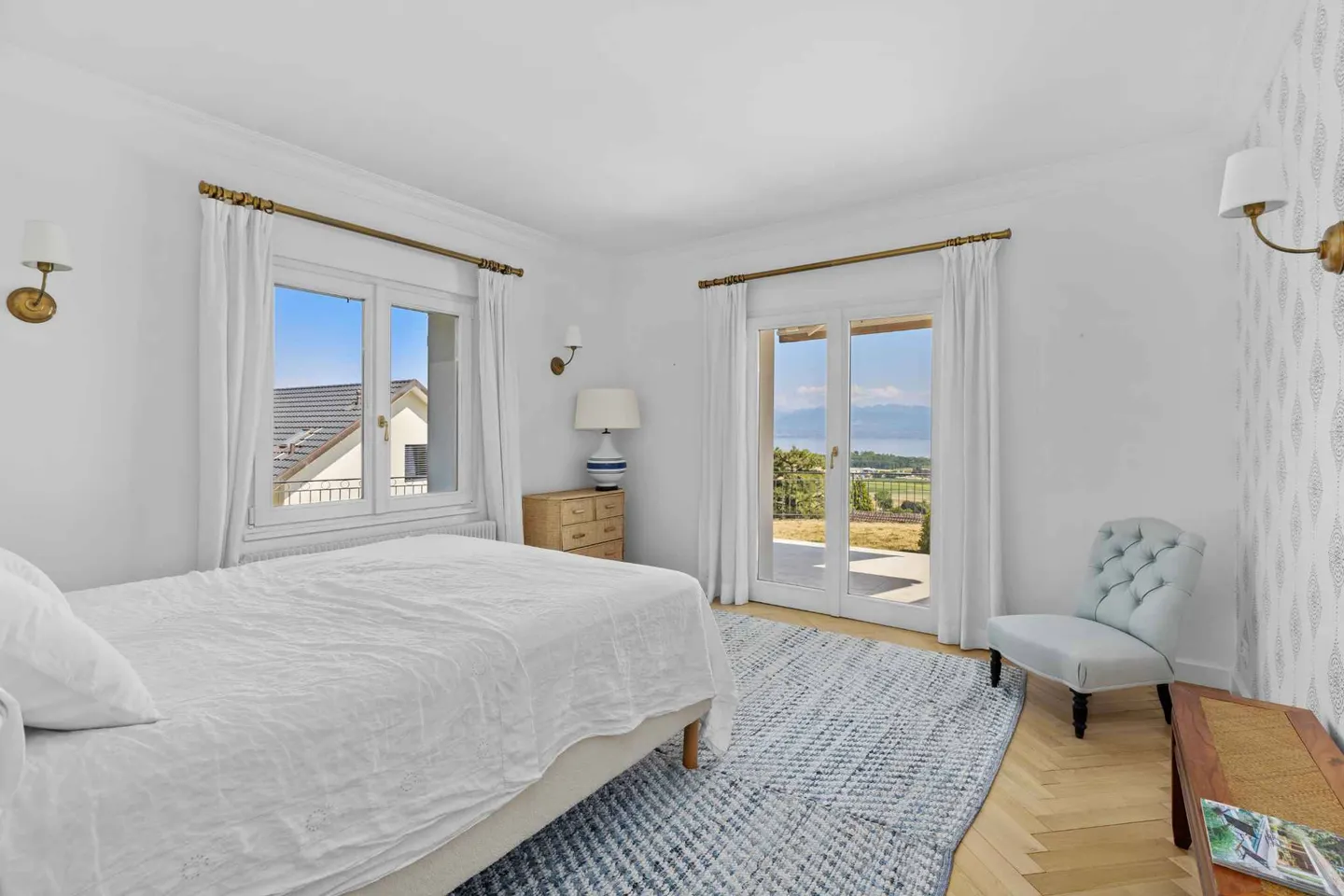 Elegante Villa mit Seeblick - Foto 11 von 13