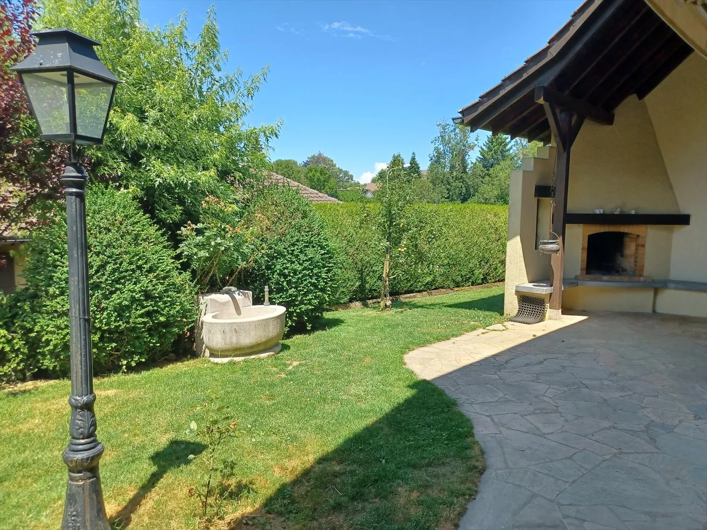 Casa bifamiliare in un'oasi verde - Foto 10 di 11