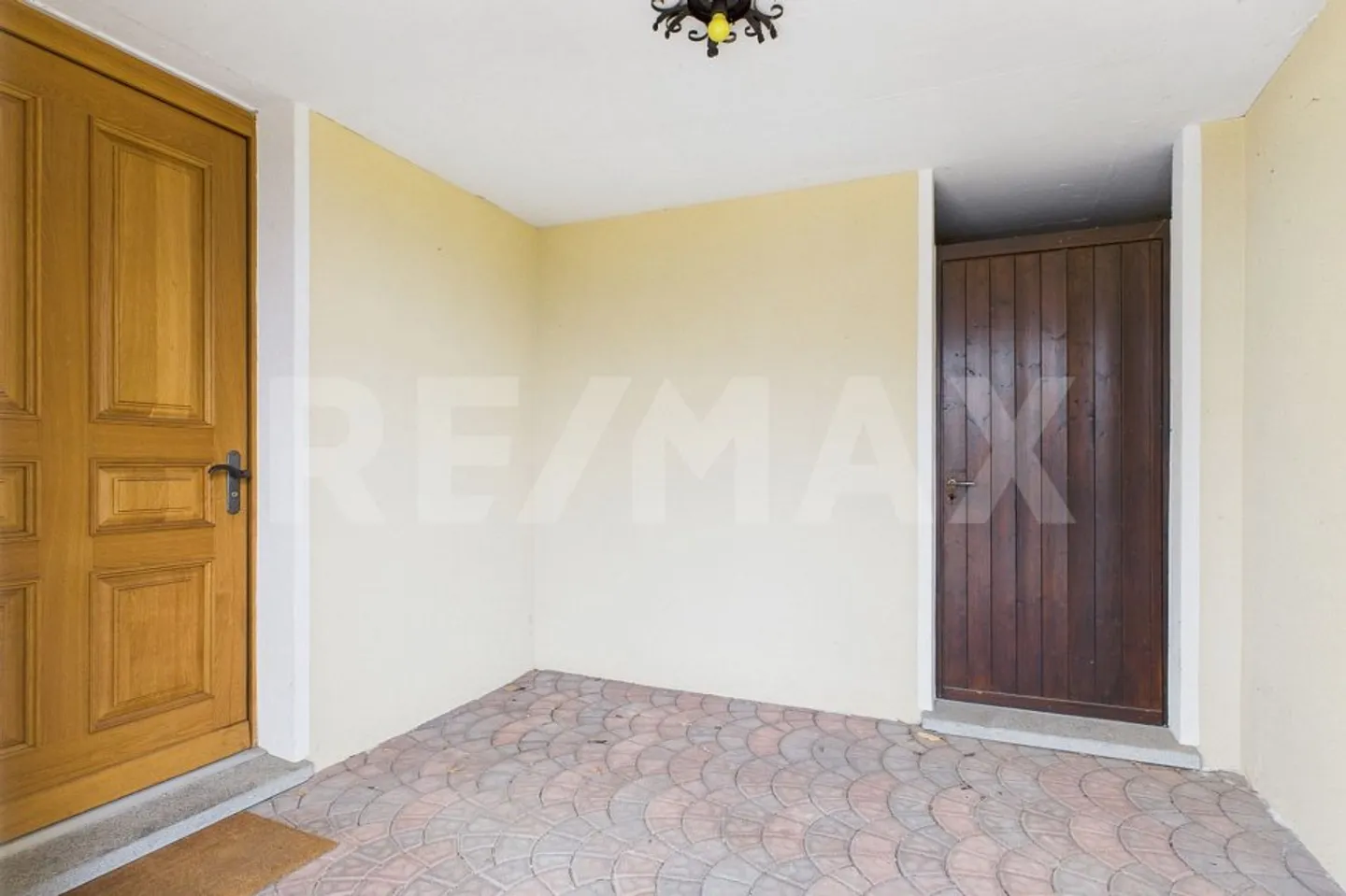 Häuschen mit Balkon und Panoramablick - Foto 2 von 5