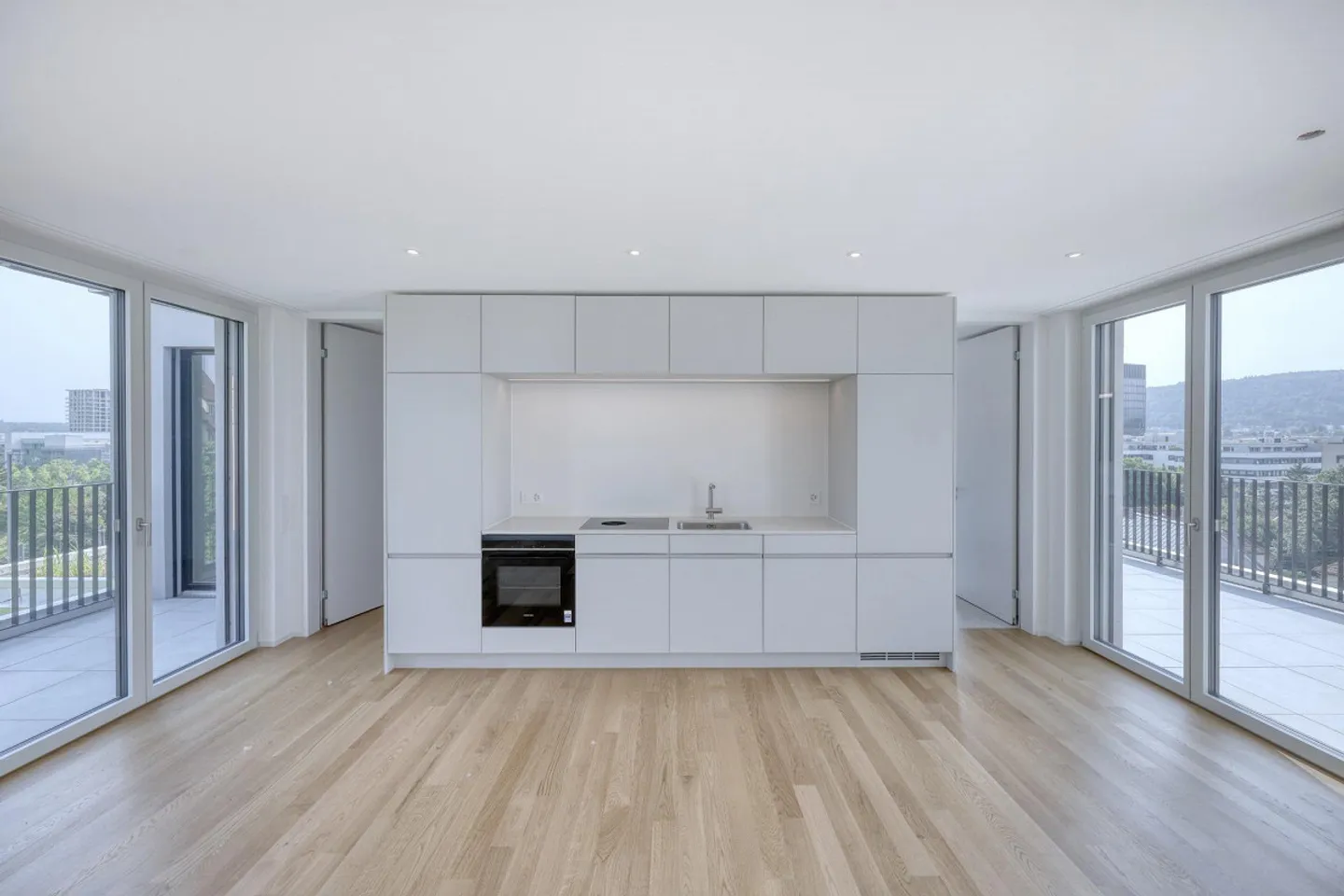 2.5 ZWG Attic - First rental, first month free living - Photo 11 of 12