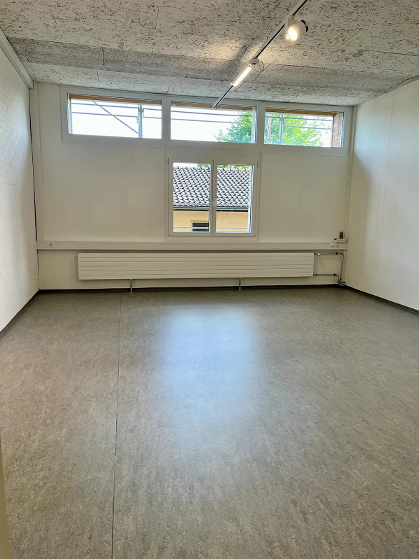 Ufficio / Studio / Atelier nel parco commerciale 35m2 - Foto 4 di 11