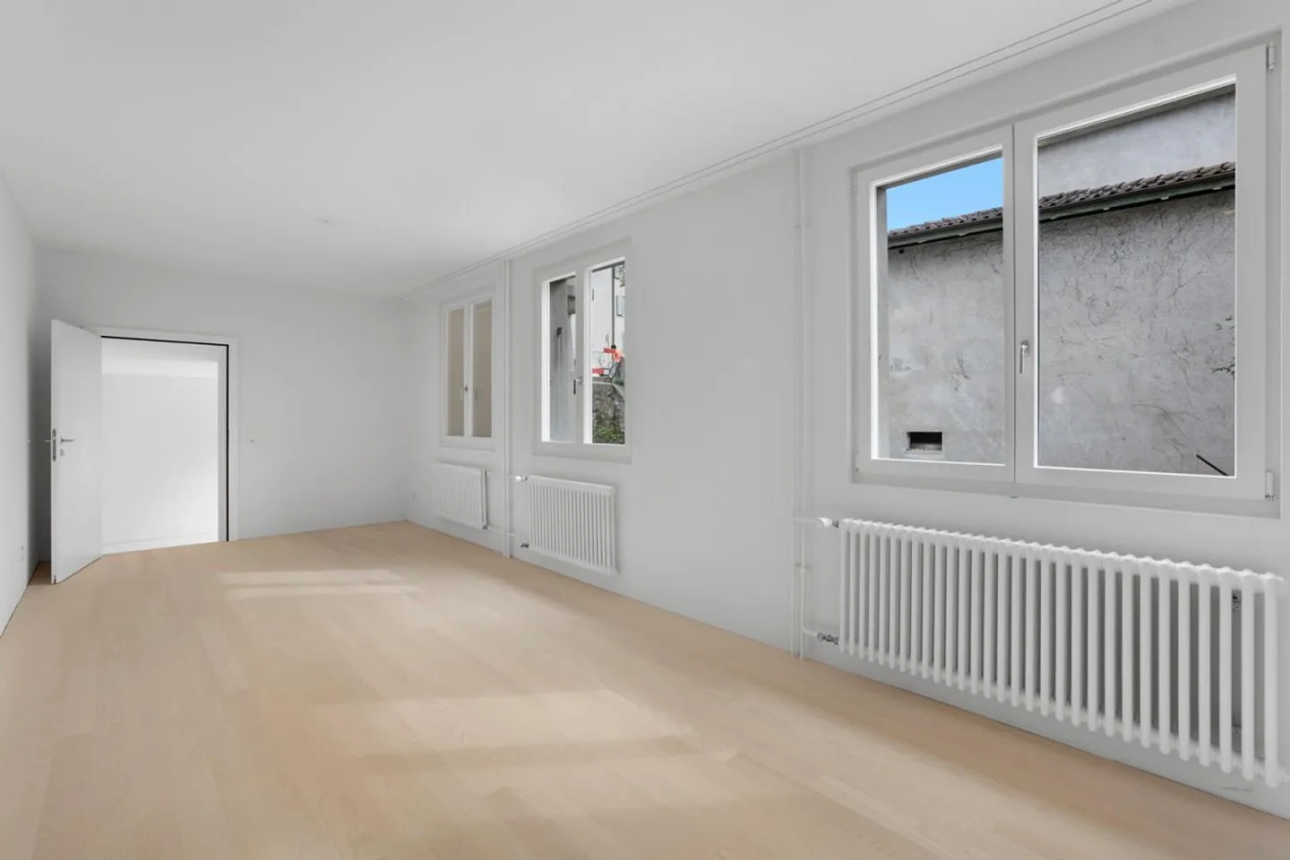 Exklusive 3.5- Zimmer-Wohnung im traditionsreichen Haus - Foto 4 von 10