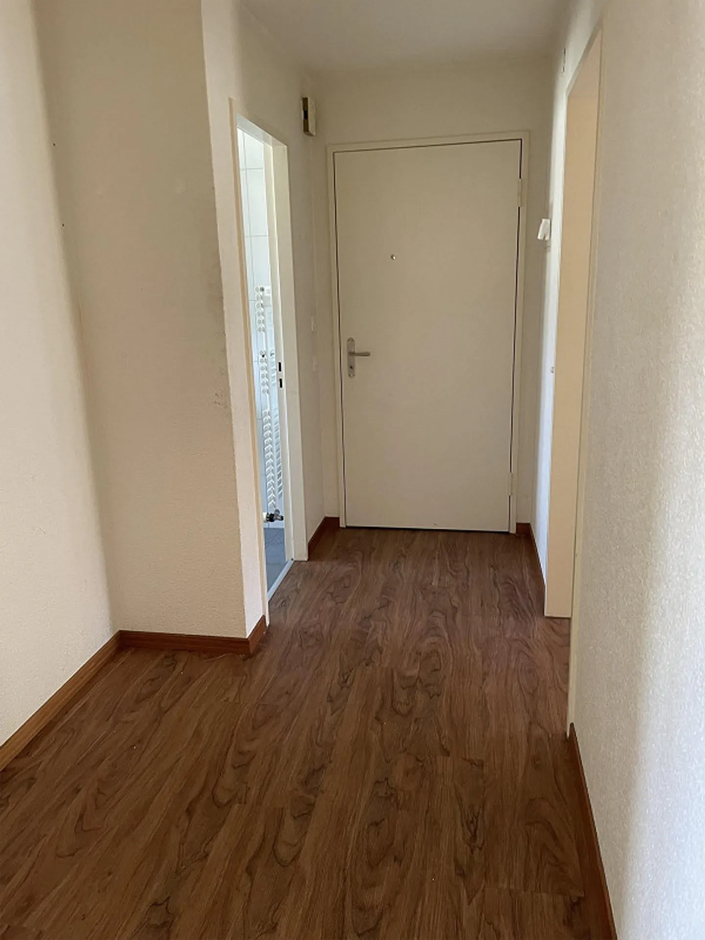 Bell'appartamento di 4 stanze - Foto 7 di 9