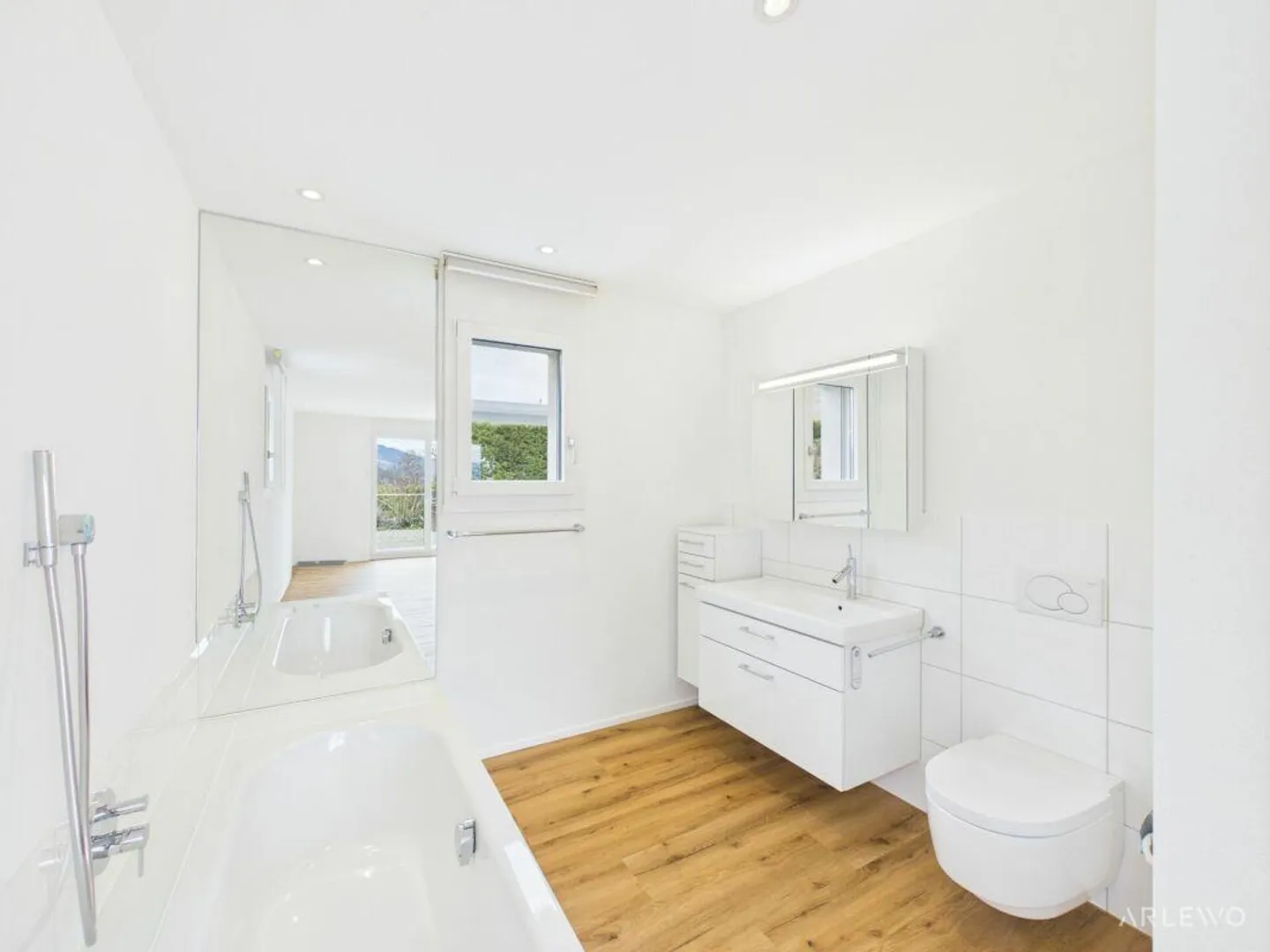 Terrassenwohnung mit Seesicht - Foto 4 von 7