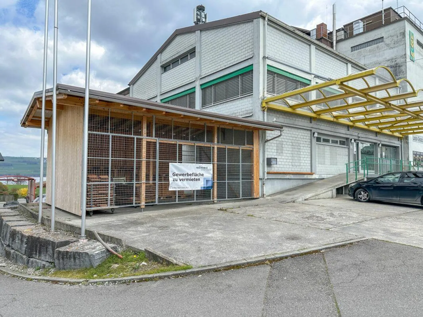 Advertising-effective spaces in the middle of Nottwil - Photo 10 of 14