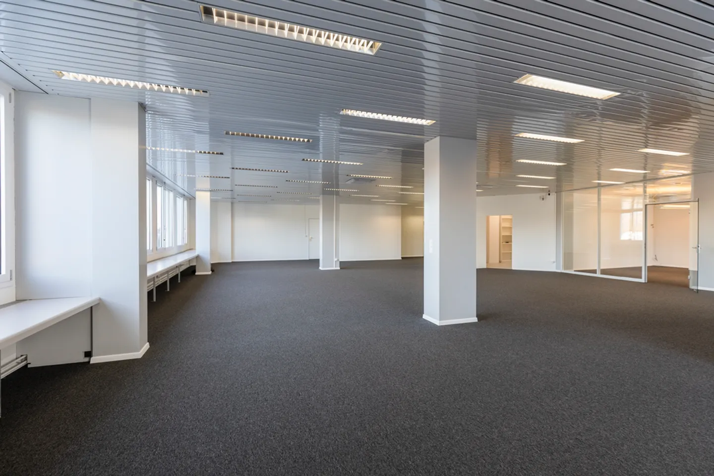 Your new business location in the heart of the Limmattal - Photo 4 of 12