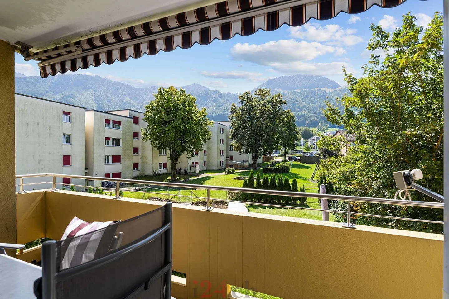 Appartement 3.5 pièces avec agencement pratique et balcon - Photo 7 sur 9