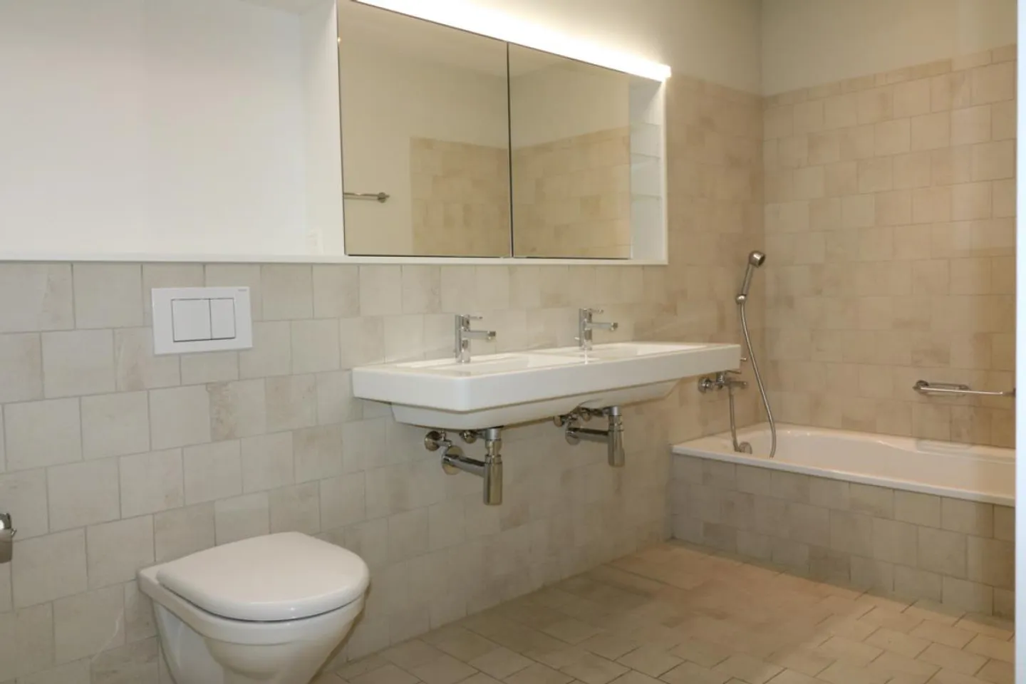 Central Home for the Whole Family - Photo 8 of 8