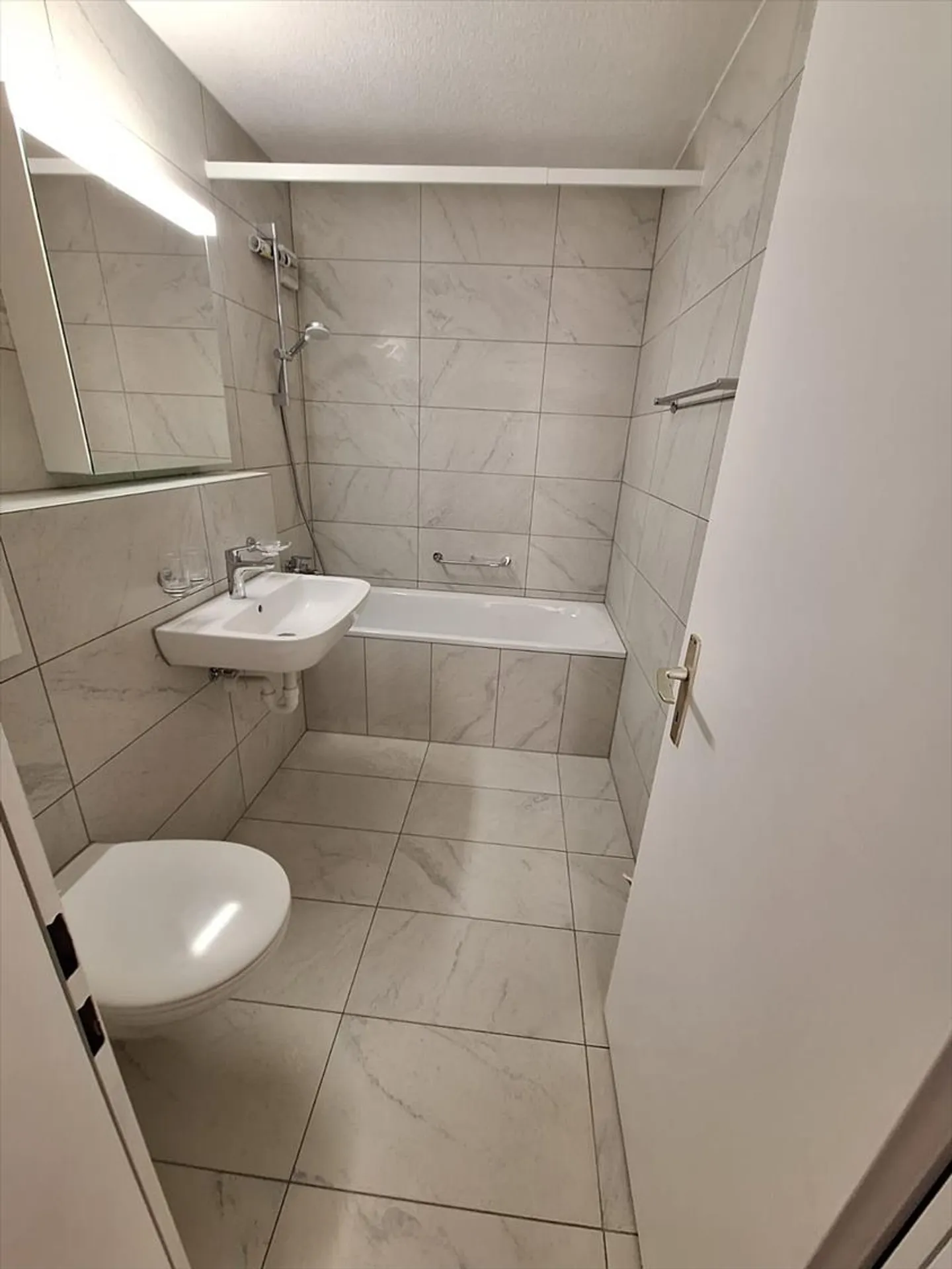 Appartamento completamente ristrutturato, posizione ideale - Foto 3 di 5