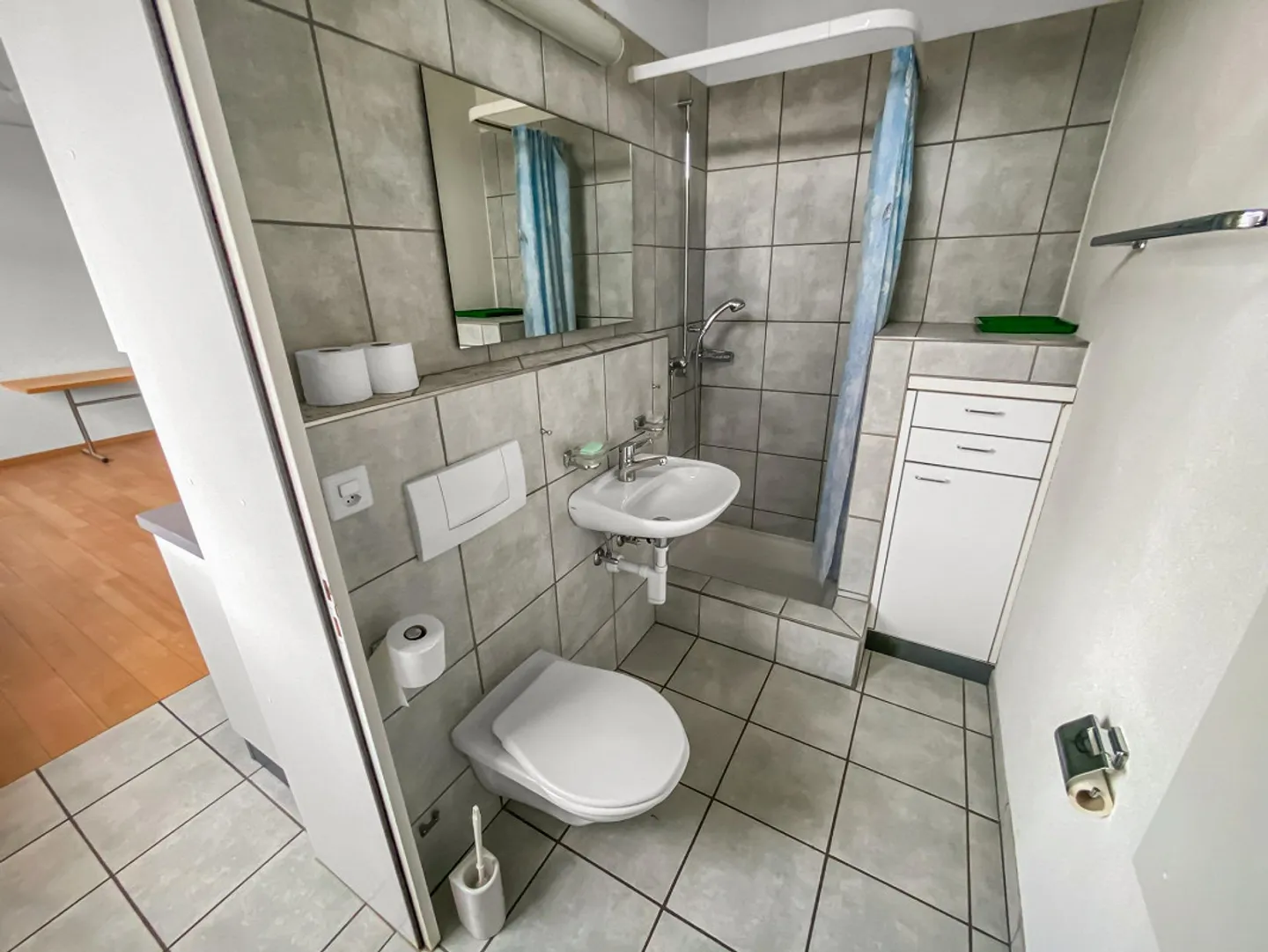 Ufficio di 55m2 con cucina e doccia - vicino al Tägipark Wettingen - Foto 4 di 5