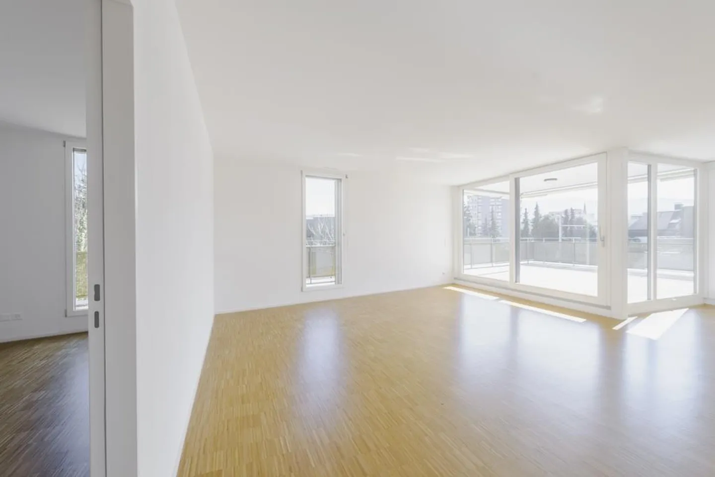 Top modern apartment with a large roof terrace of 72 m2 - Photo 4 of 9