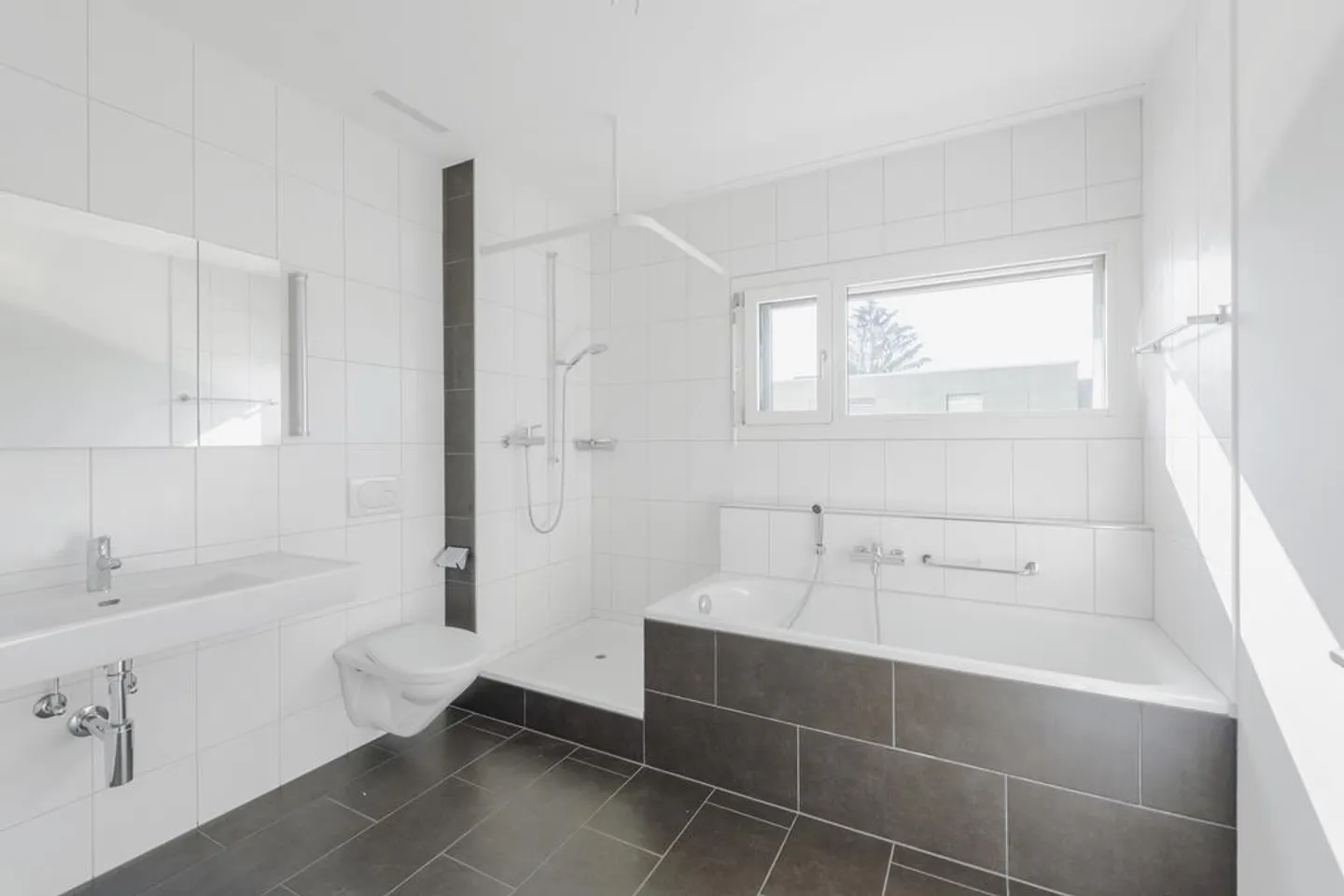 Top modern apartment with a large roof terrace of 72 m2 - Photo 5 of 9