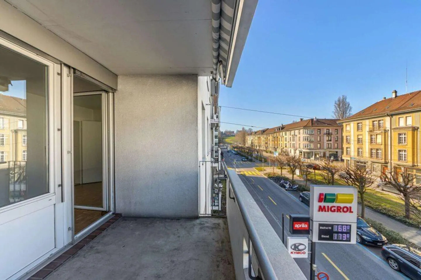 Family Apartment - Near the SBB Train Station - Photo 9 of 12