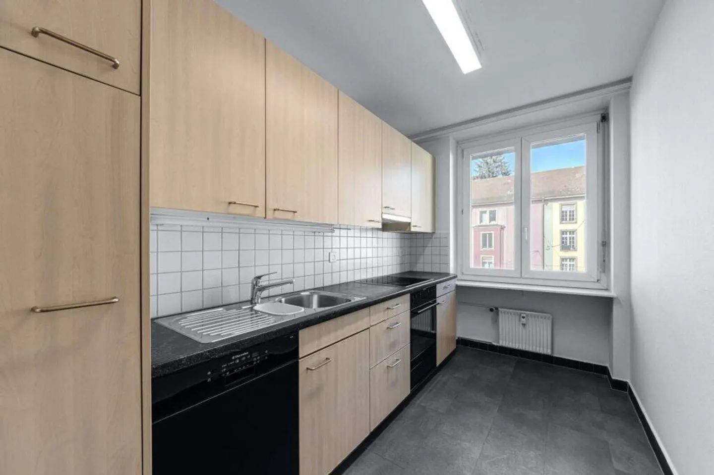 Family Apartment - Near the SBB Train Station - Photo 10 of 12