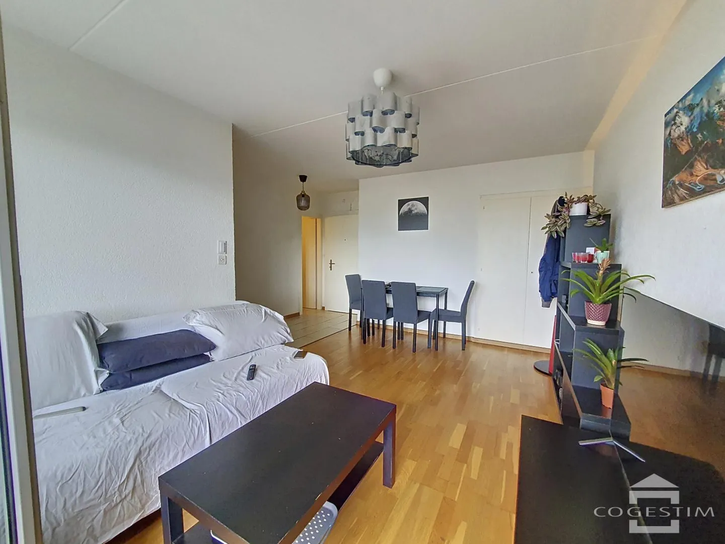 Charmant Appartement Vue Lac - Photo 2 sur 9