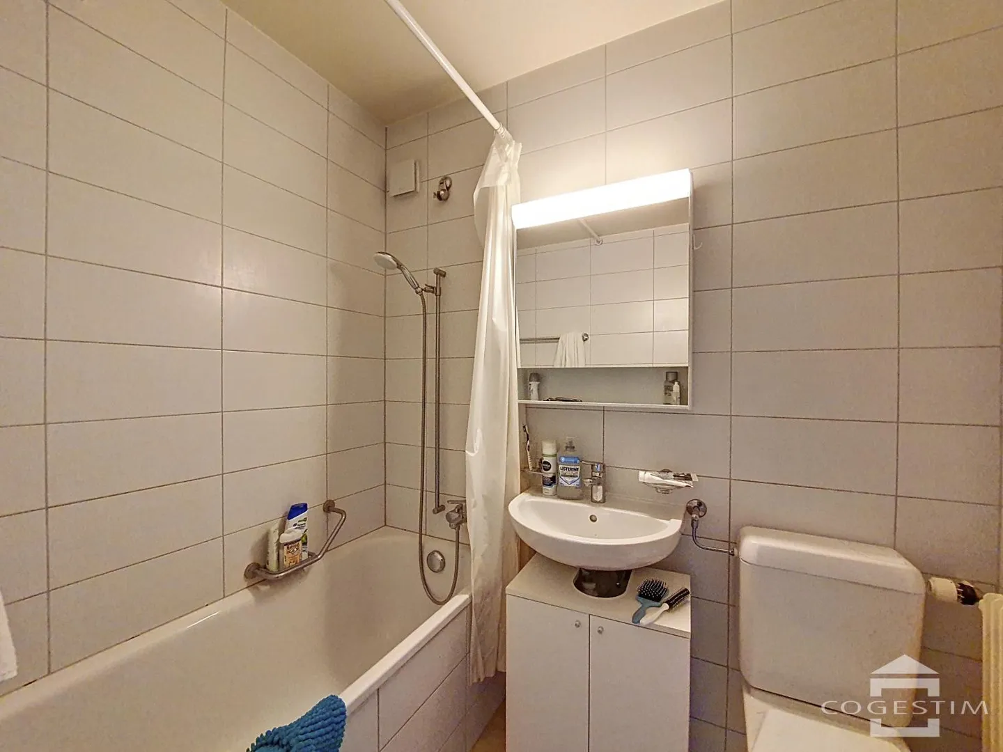 Charmant Appartement Vue Lac - Photo 5 sur 9