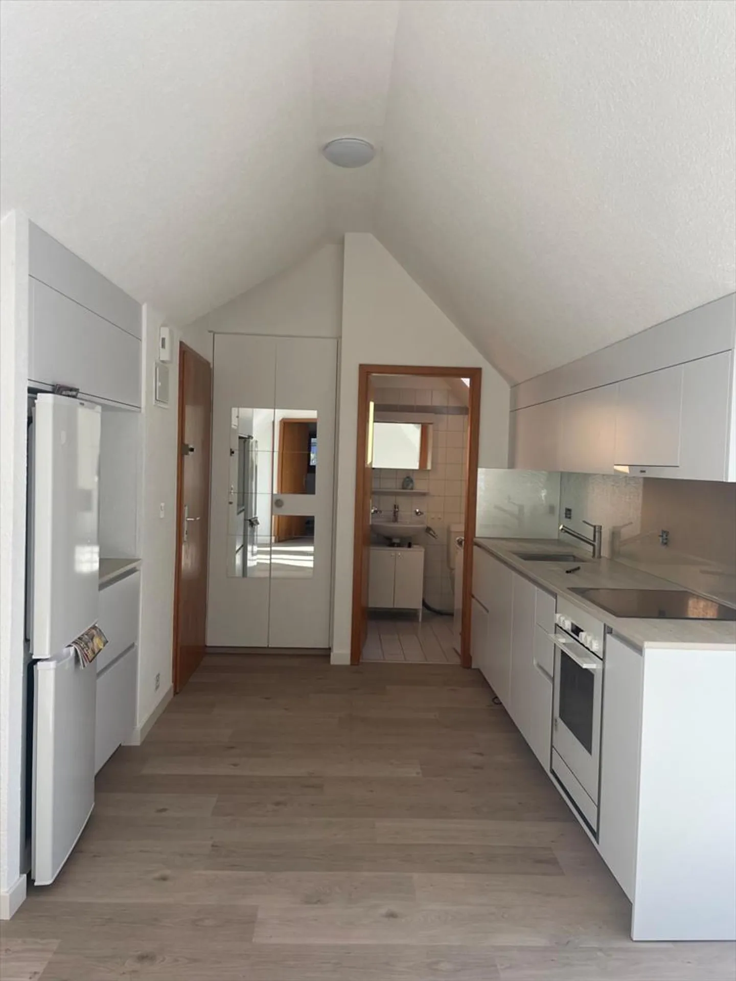 Apartment for rent - Photo 6 of 11