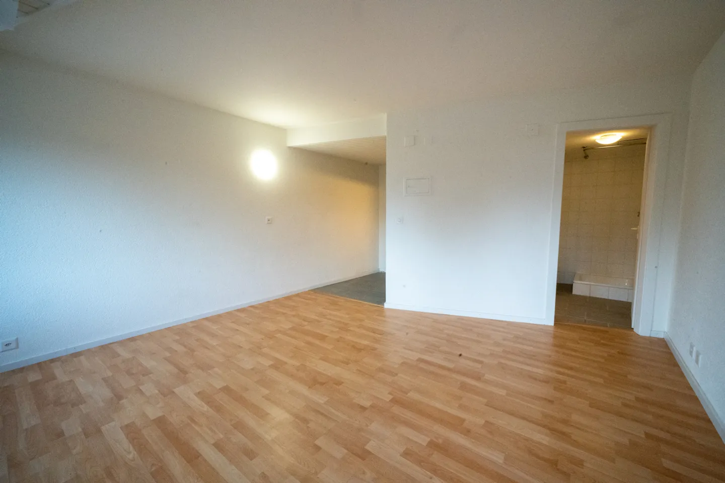 Bel monolocale ideale per un piccolo budget - Foto 1 di 5