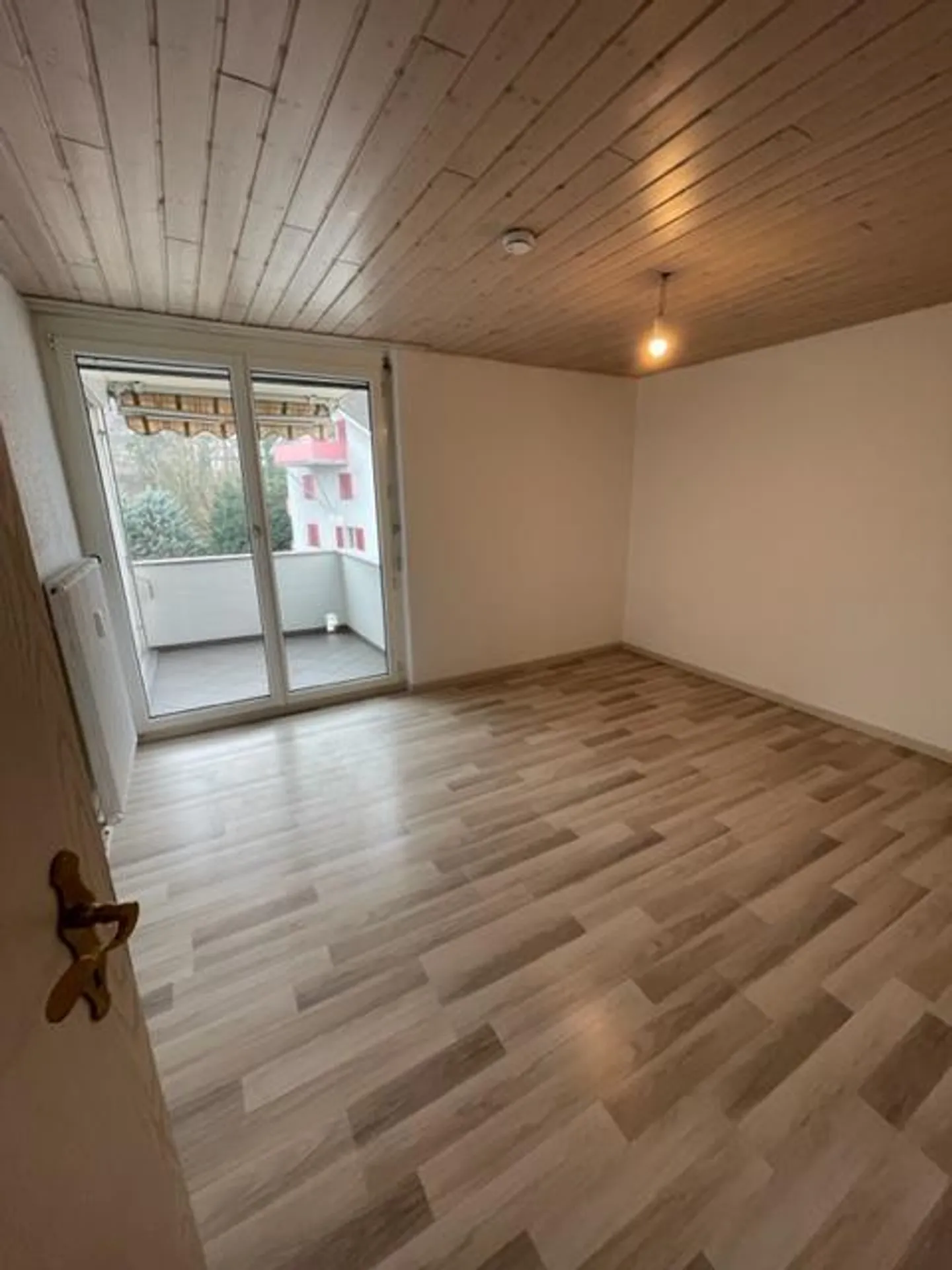 Charmante 3.5 Zimmer Wohnung - Foto 9 von 11