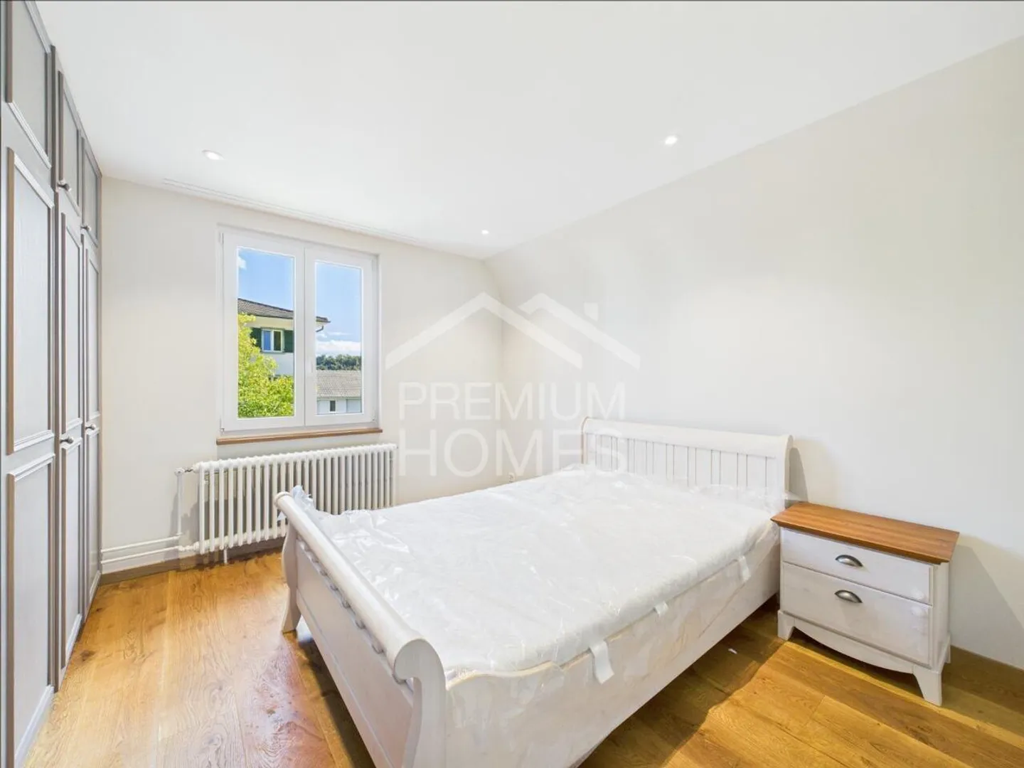 Charming Home - Space for the Whole Family - Photo 8 of 10