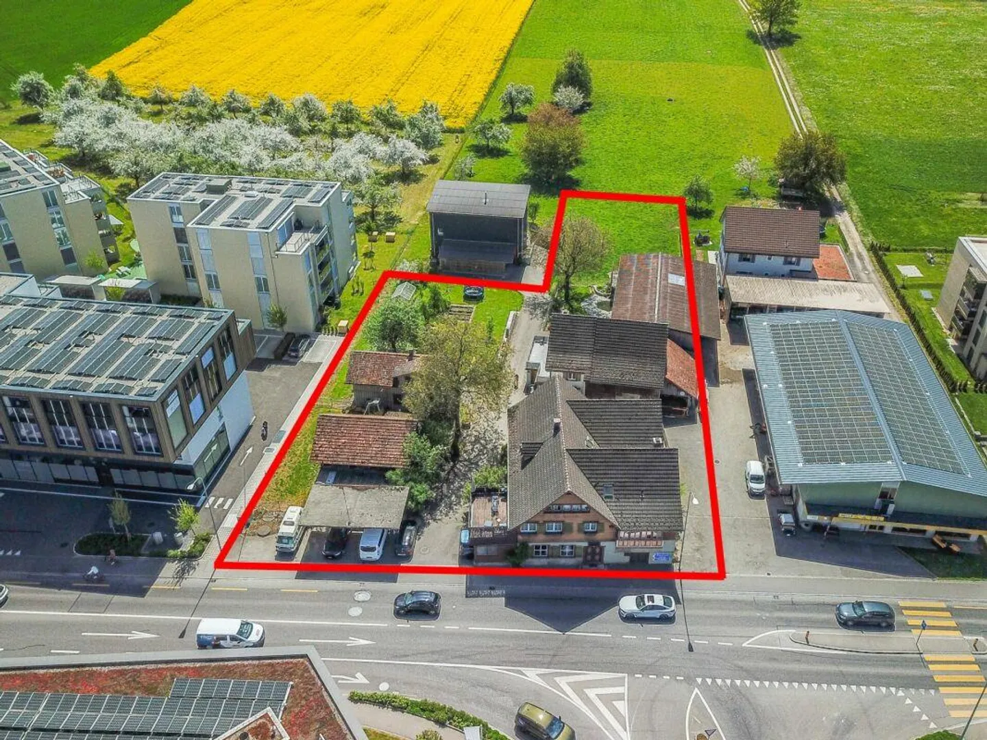 Building Land (2,710 m2 in WA3 Zone) with Development Potential in Central Location - Photo 3 of 9