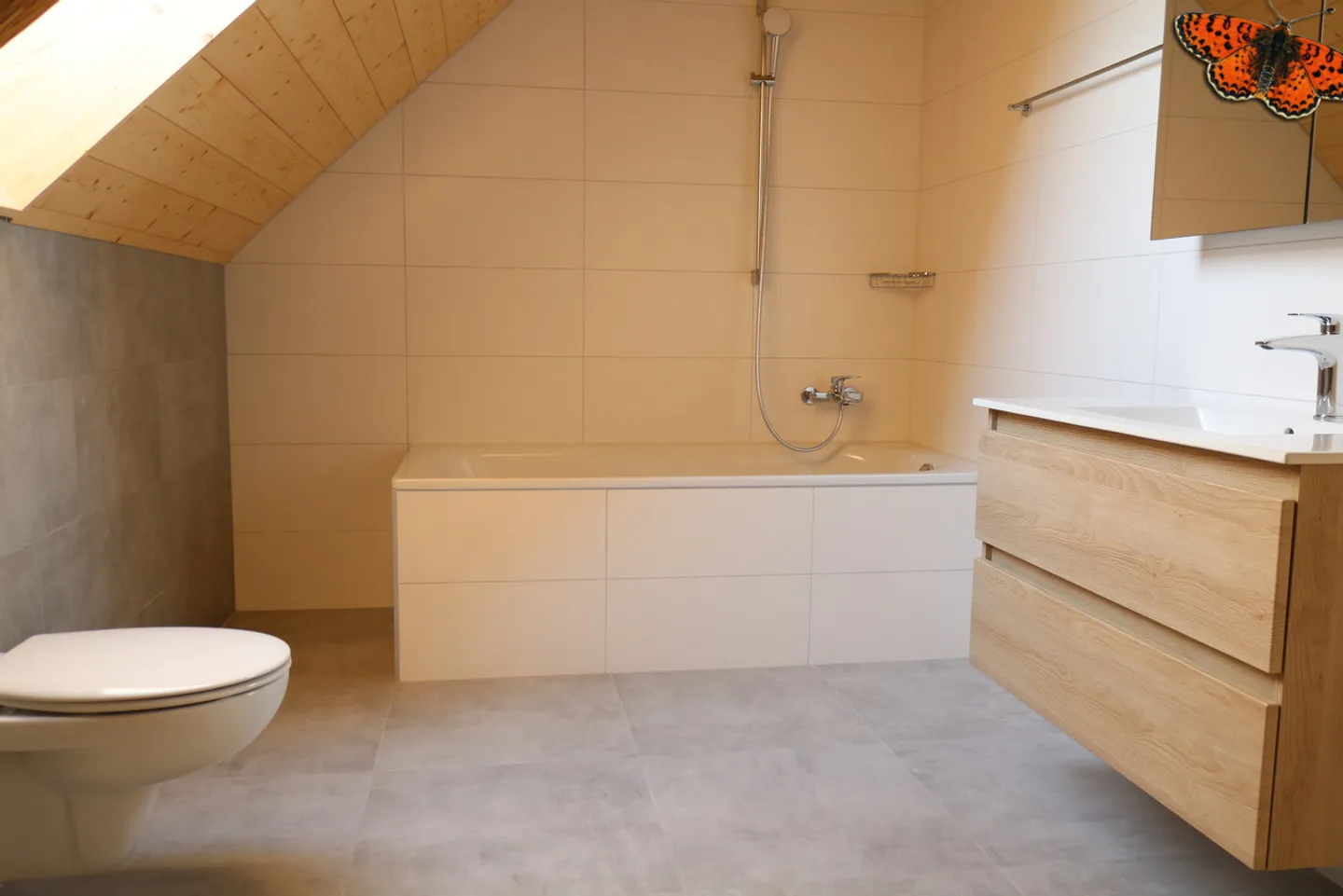 3 ½ ROOMS - IN DUPLEX ! - Photo 9 of 10