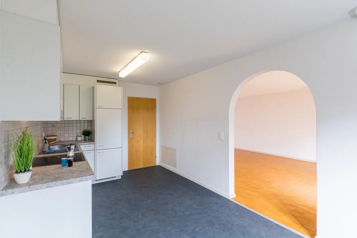 Quartier résidentiel calme! - Photo 3 sur 10