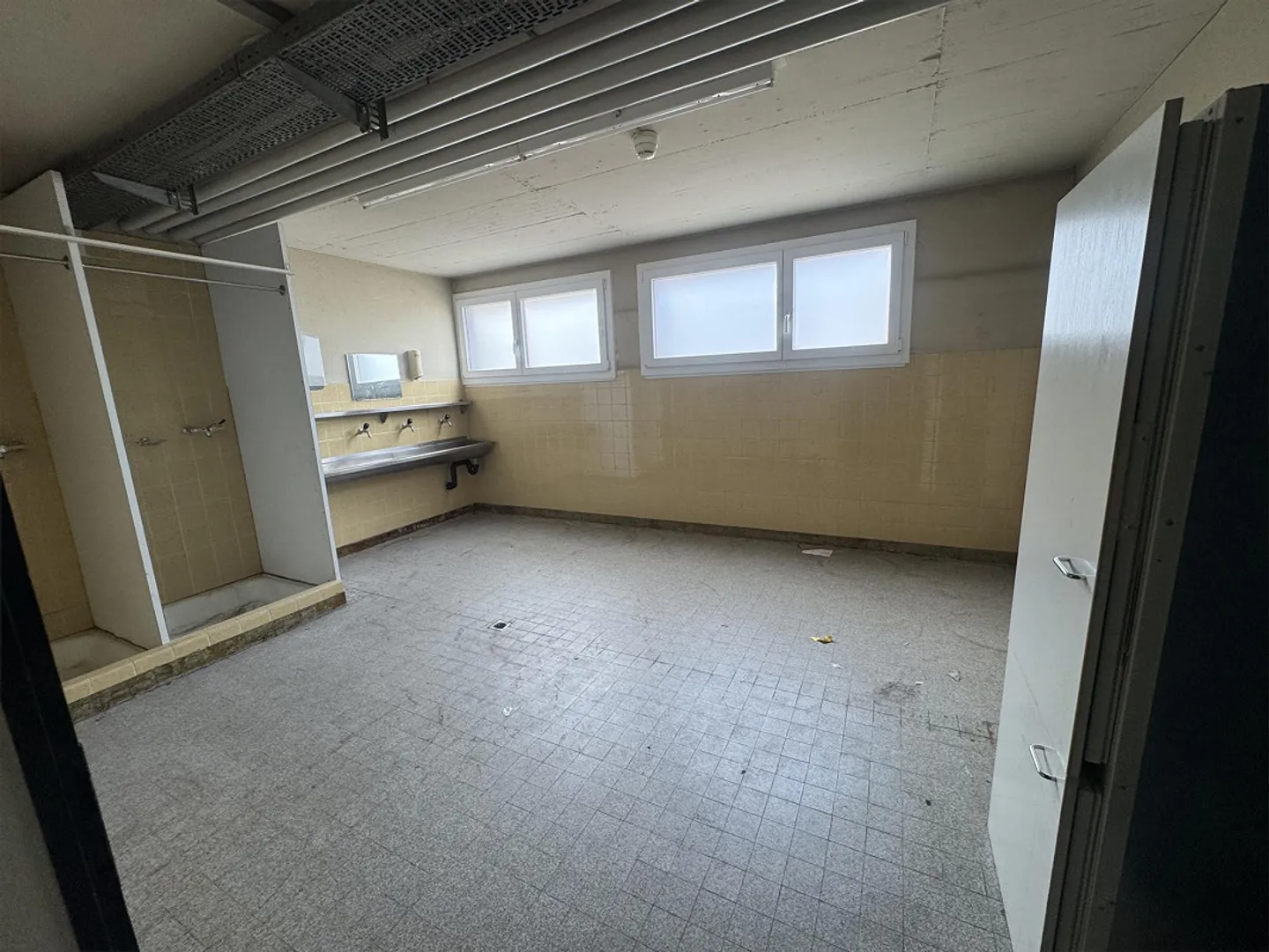 Gewerbehalle in Altendorf - Foto 8 von 10