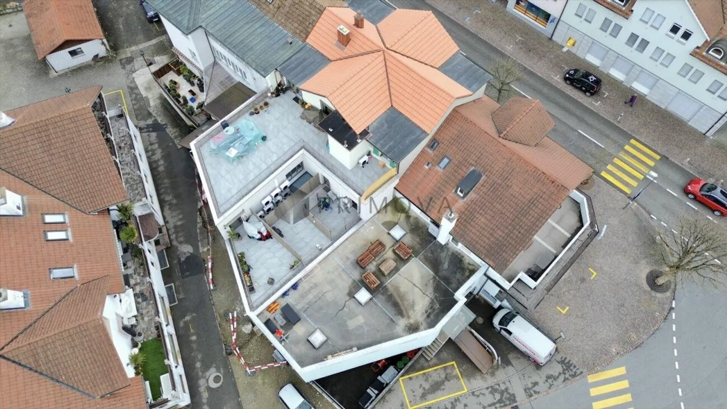 Secure a return of approximately 4.7% - Two fully rented... - Photo 4 of 5