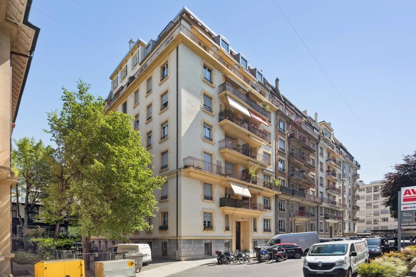 Charming Pied-à-Terre in the heart of Champel - Photo 9 of 9