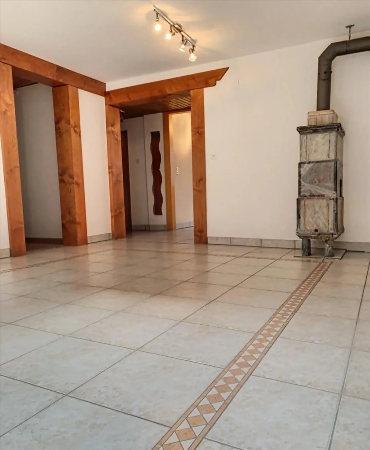 2,5-Zimmer-Wohnung - Foto 3 von 6