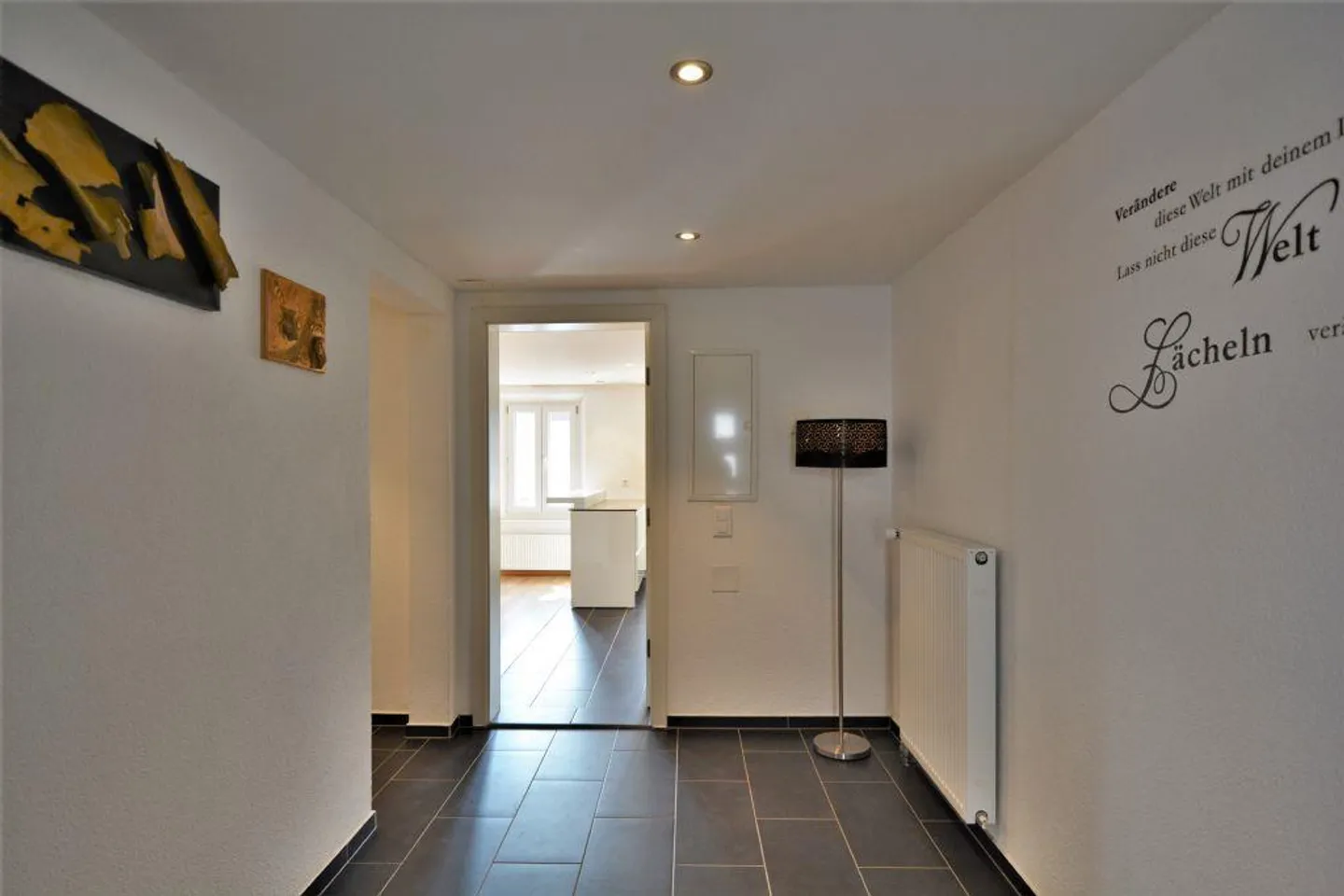 CENTRAL LIVING IN WYNENTAL | AFFORDABLE | SPACIOUS - Photo 5 of 9