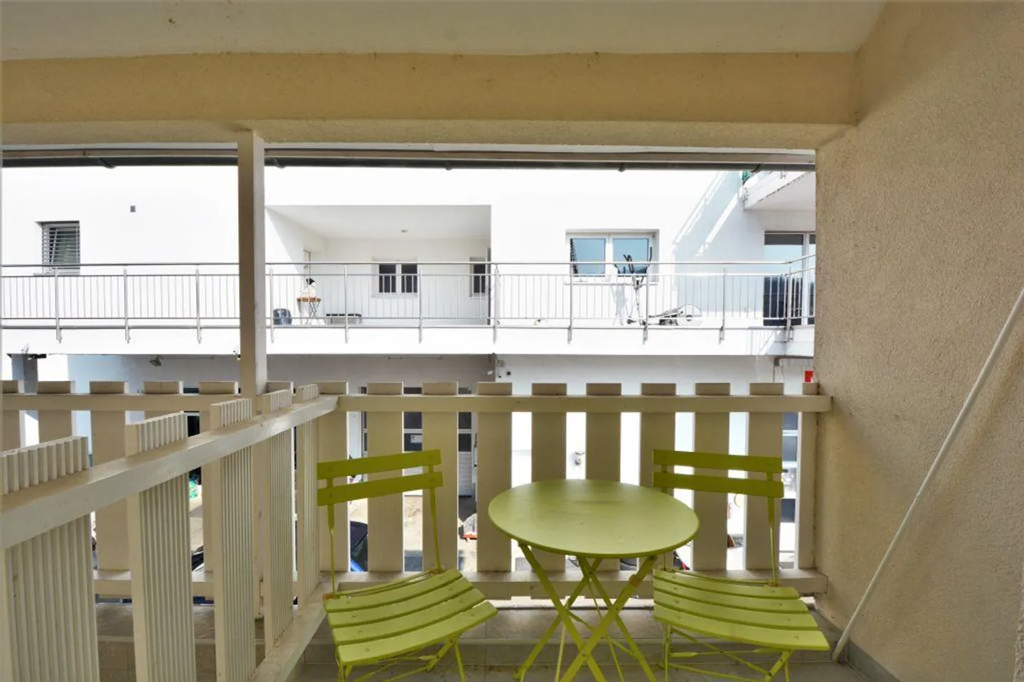 CENTRAL LIVING IN WYNENTAL | AFFORDABLE | SPACIOUS - Photo 9 of 9