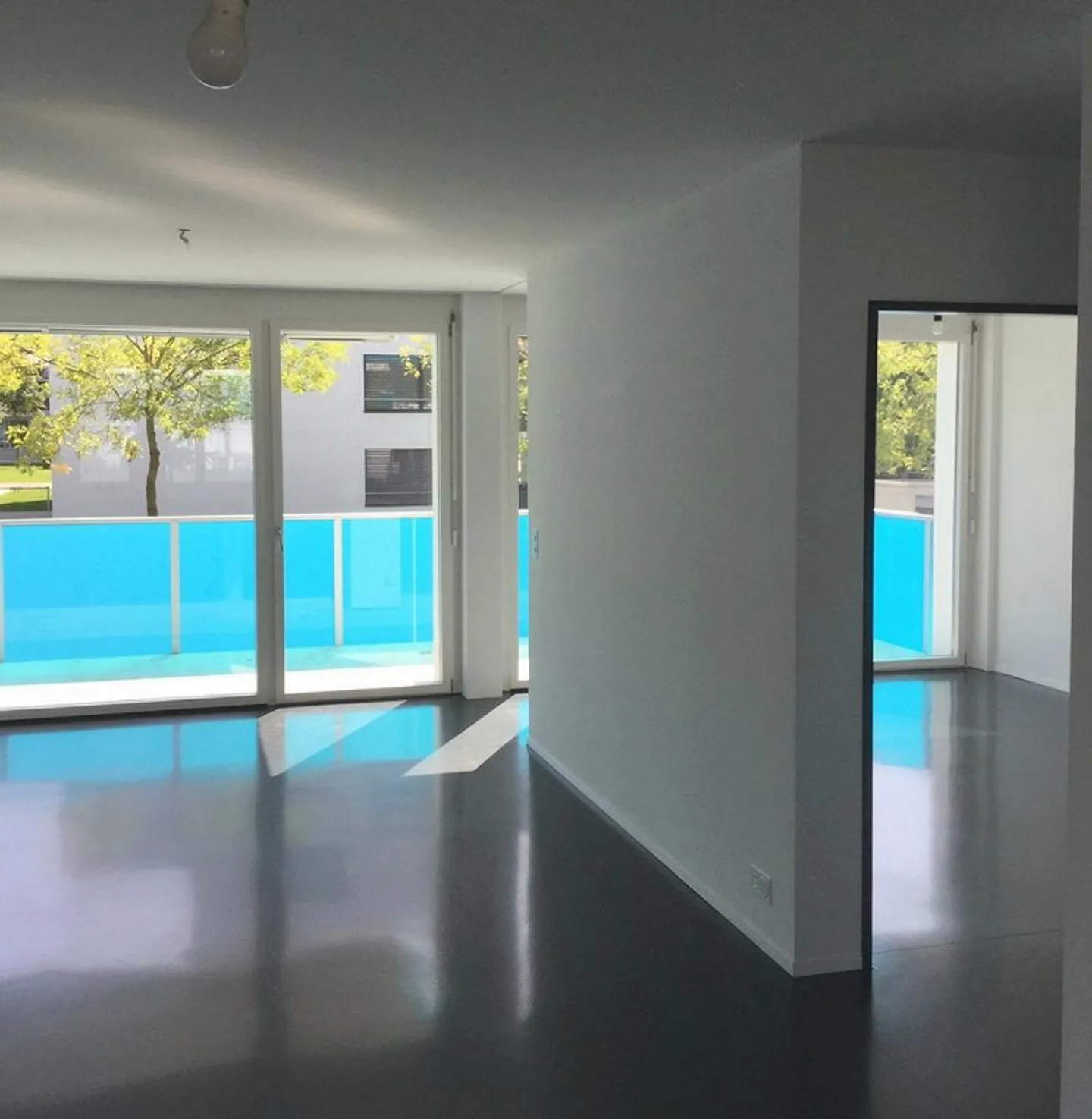 Modern apartment in the best location - centrally located in Schlieren - Photo 7 of 7