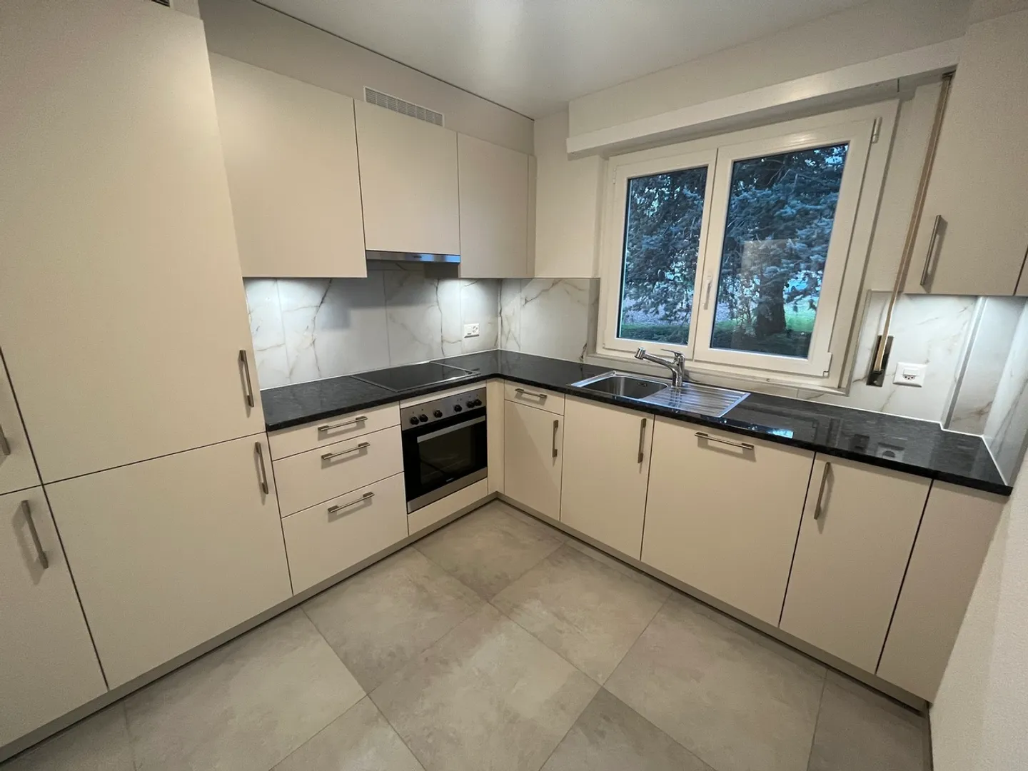Appartamento 3 locali con balcone a Villeneuve - Foto 1 di 4