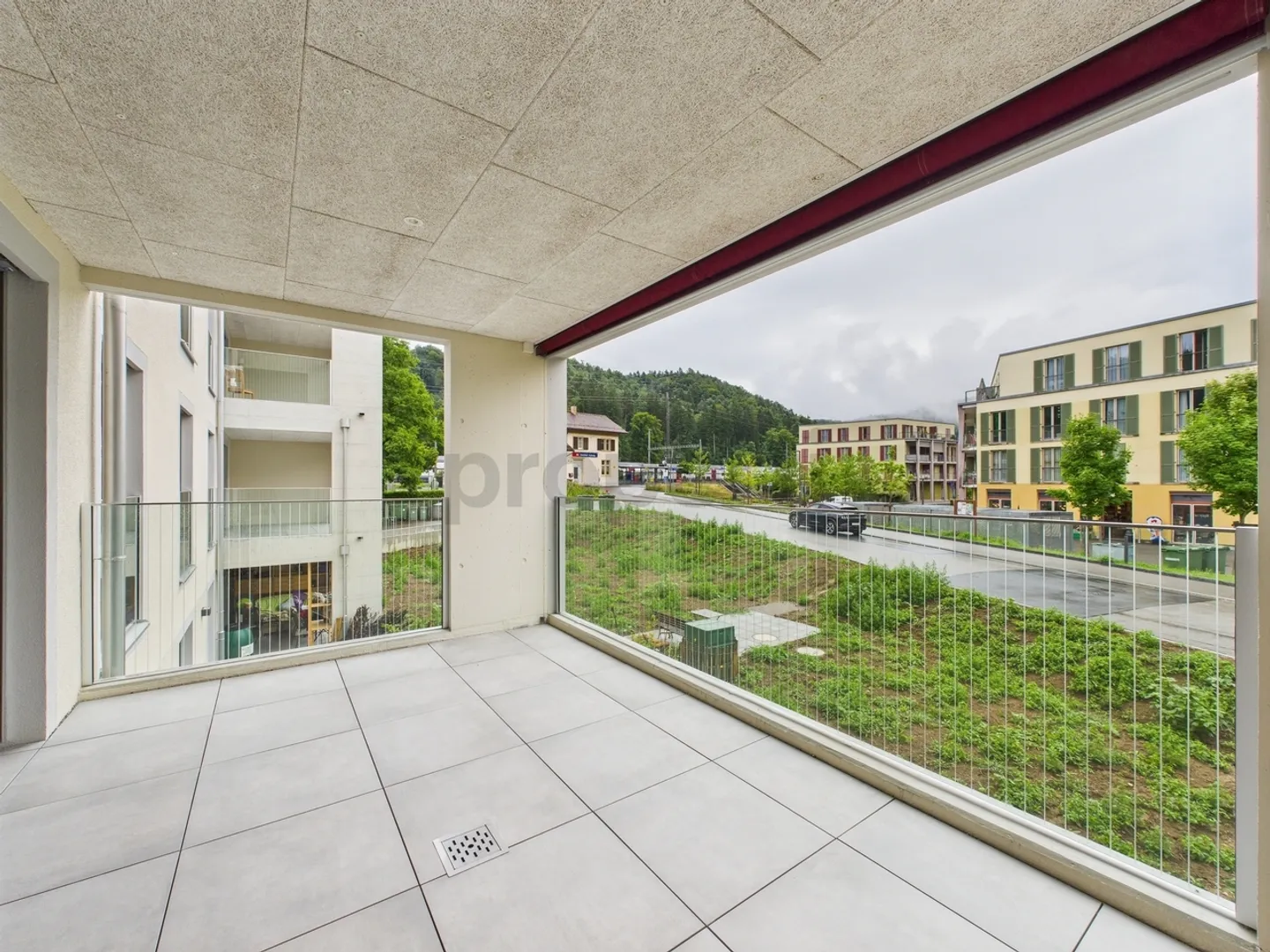 Available immediately | First occupancy 4½-room new apartment directly at the train station - Photo 11 of 13