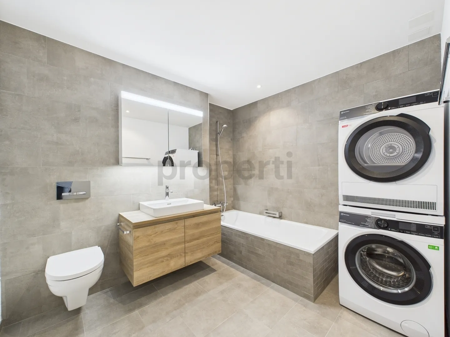 Available immediately | First occupancy 4½-room new apartment directly at the train station - Photo 10 of 13